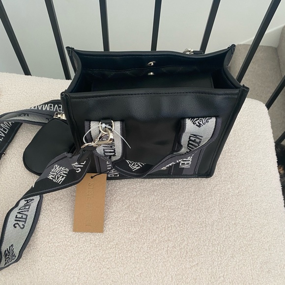 steve madden duffle bag tj maxx